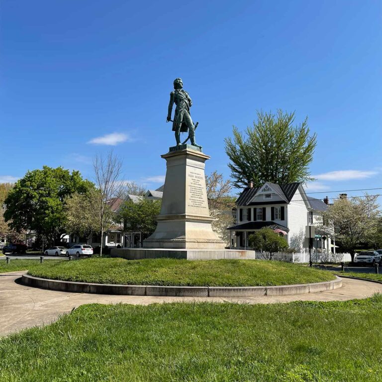 The Hugh Mercer Statue