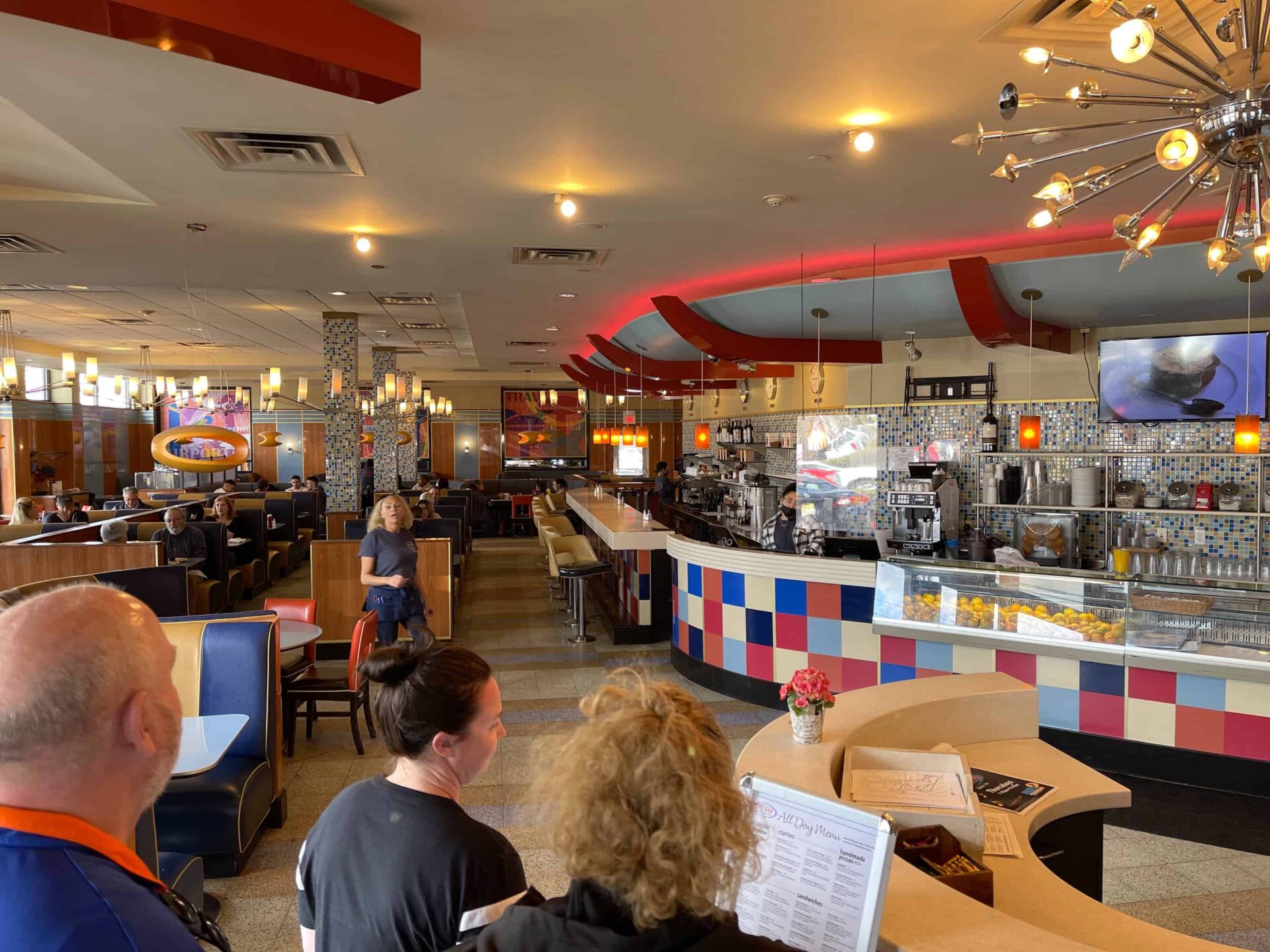 New Diner Made to Look Like a ‘50s Throwback in Edison, NJ - Route 1 Views