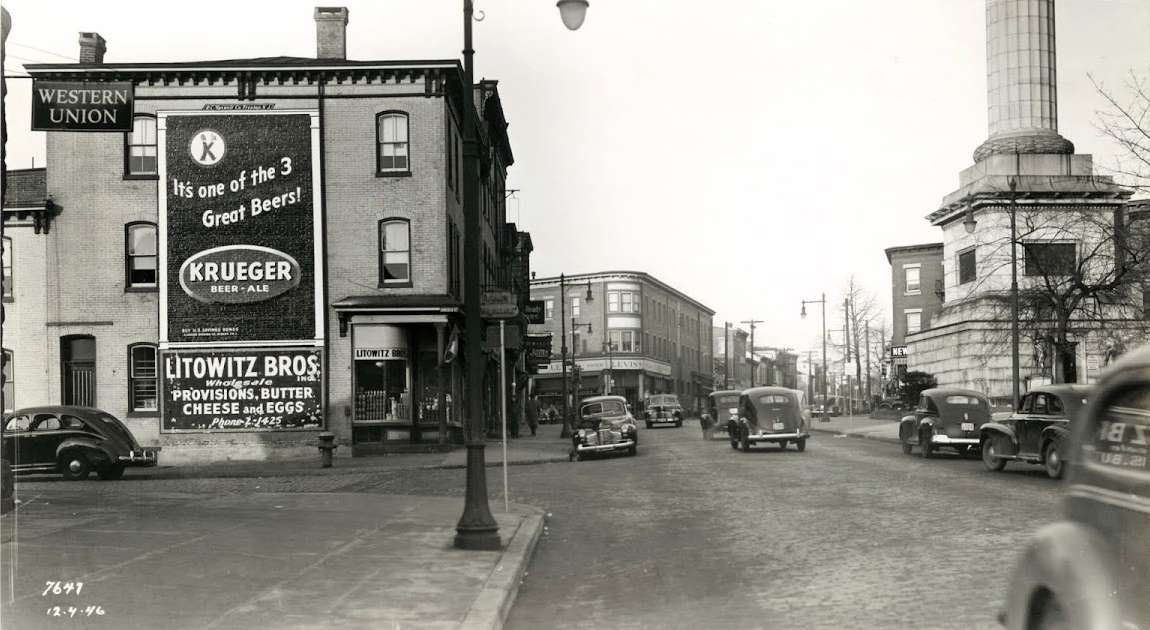 Trenton Battle Monument Picture Taken on December 4, 1946
