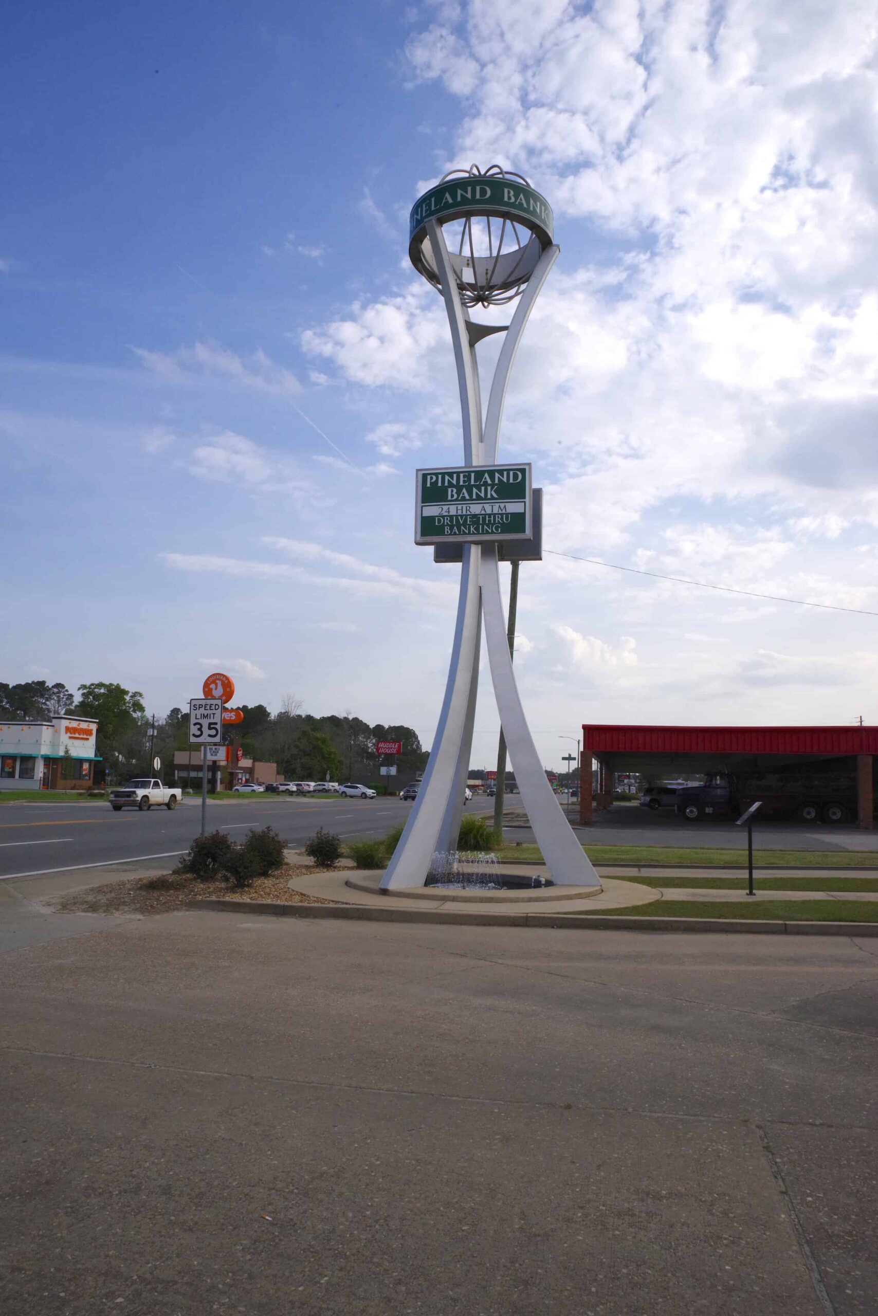 The Atomic Age Influence: Googie Architecture in Georgia