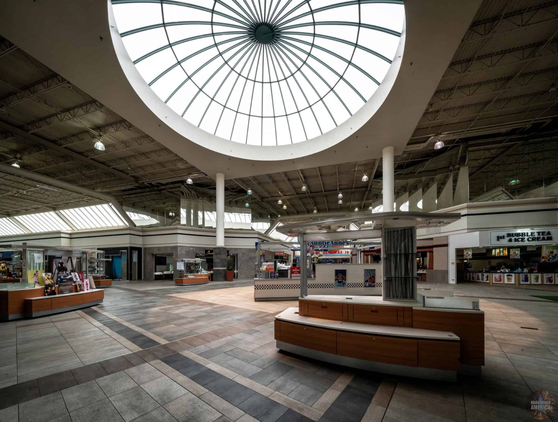 One of the main concourses at Southpark Mall, crowned by a beautiful skylight