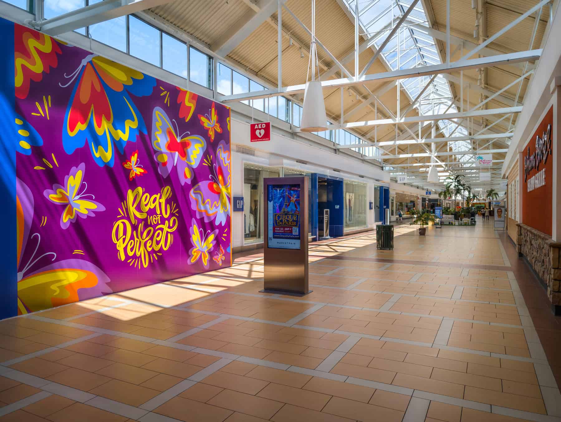 Splashes of color along the corridors brighten up the space