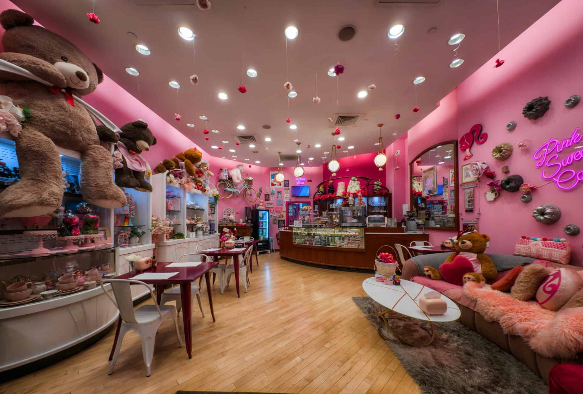 Pink Sweet Cakes is a local business that has absolutely nailed their adorable decor