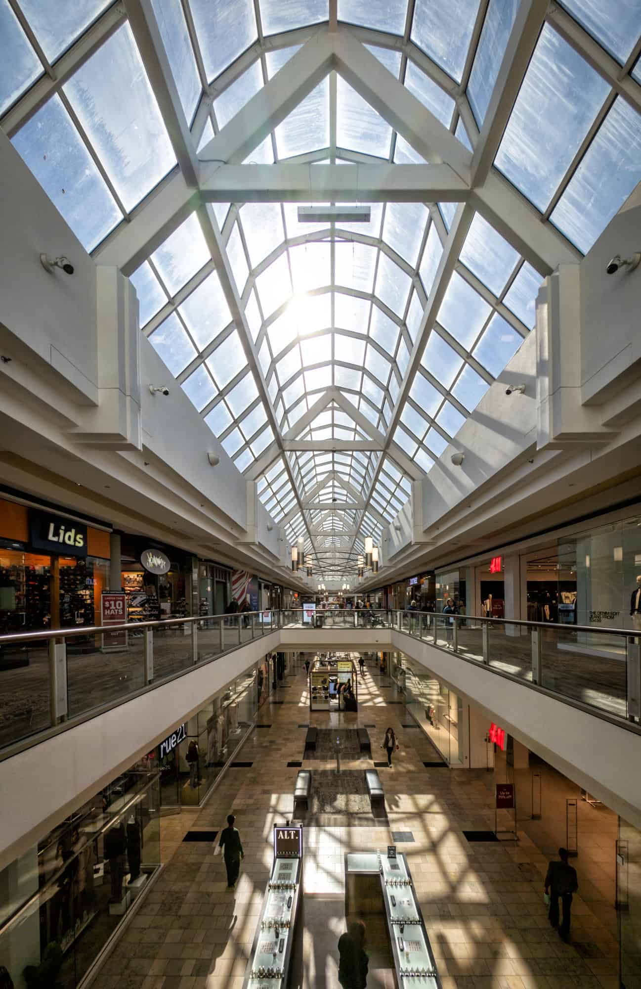 A view of both stories of the concourse reveals a very familiar mall with a few of its own signature touches