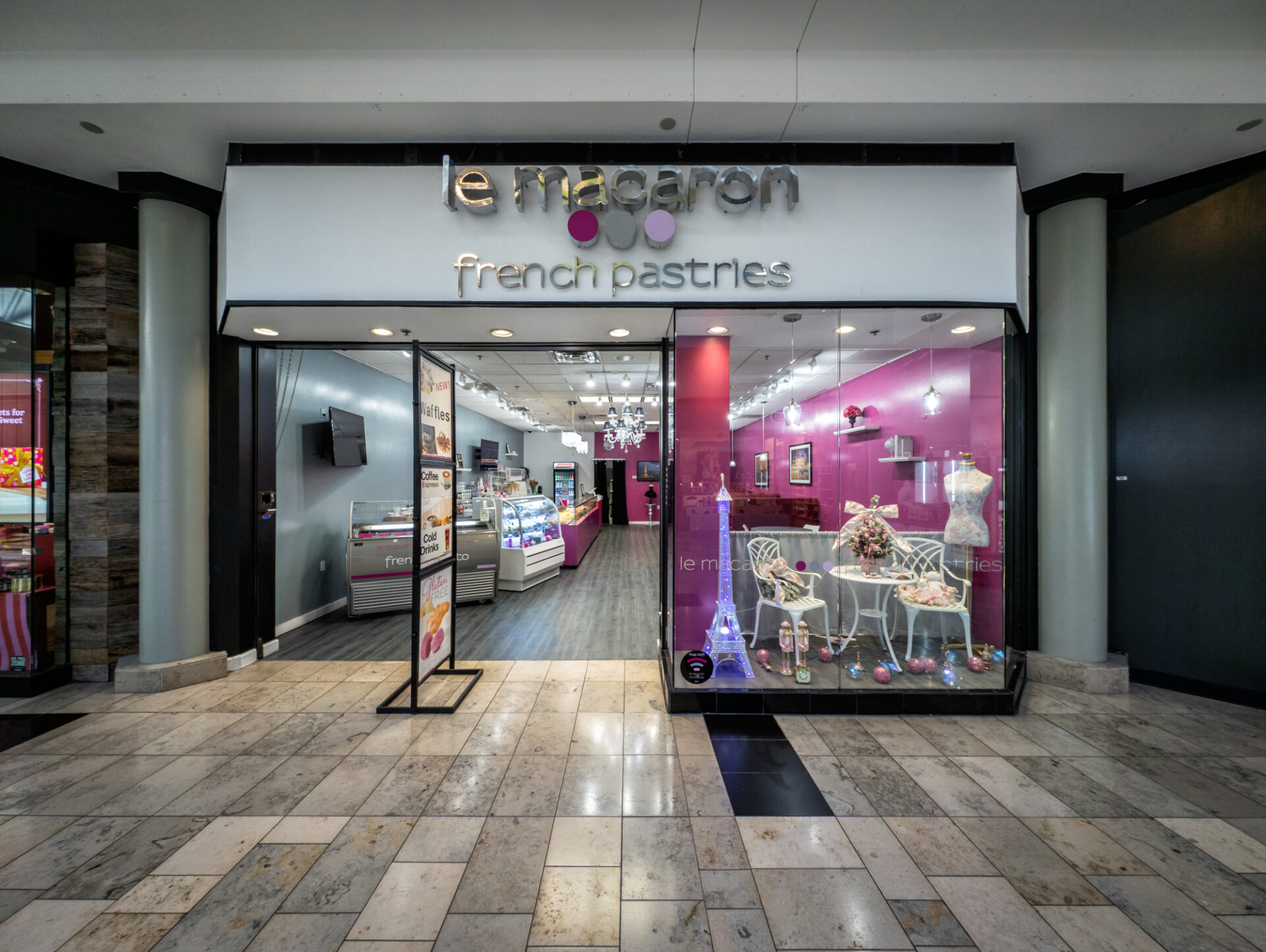 Unique stores like Le Macaron are what makes malls fun