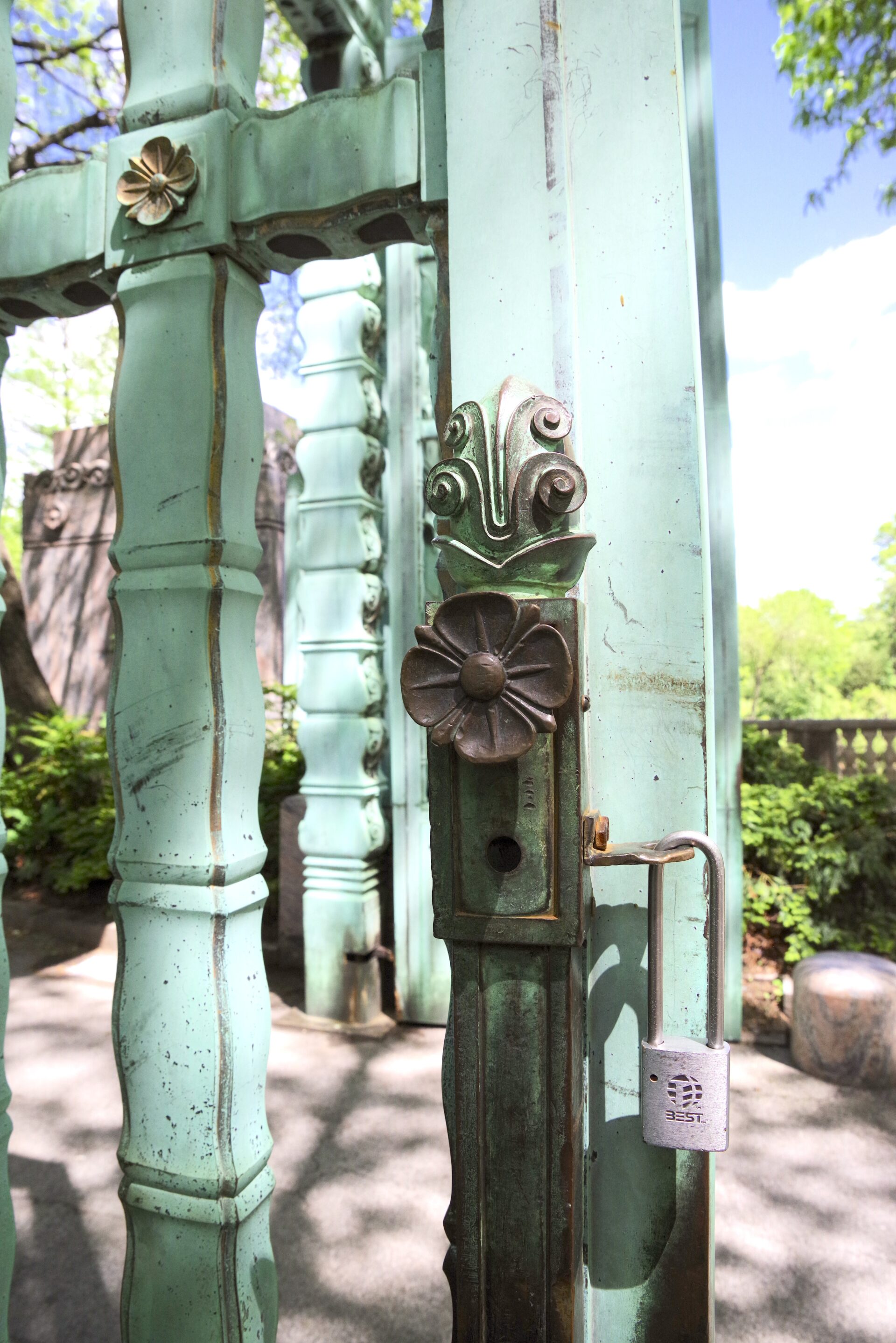 The gate lock in 2025