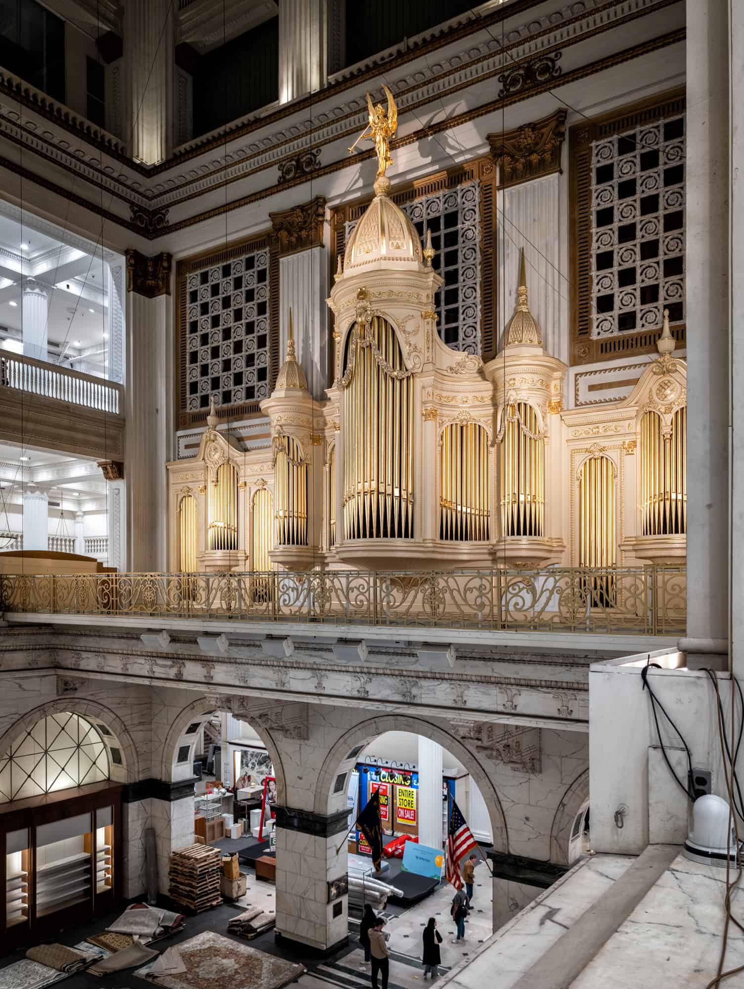 The regal entrance to the Wanamaker Building