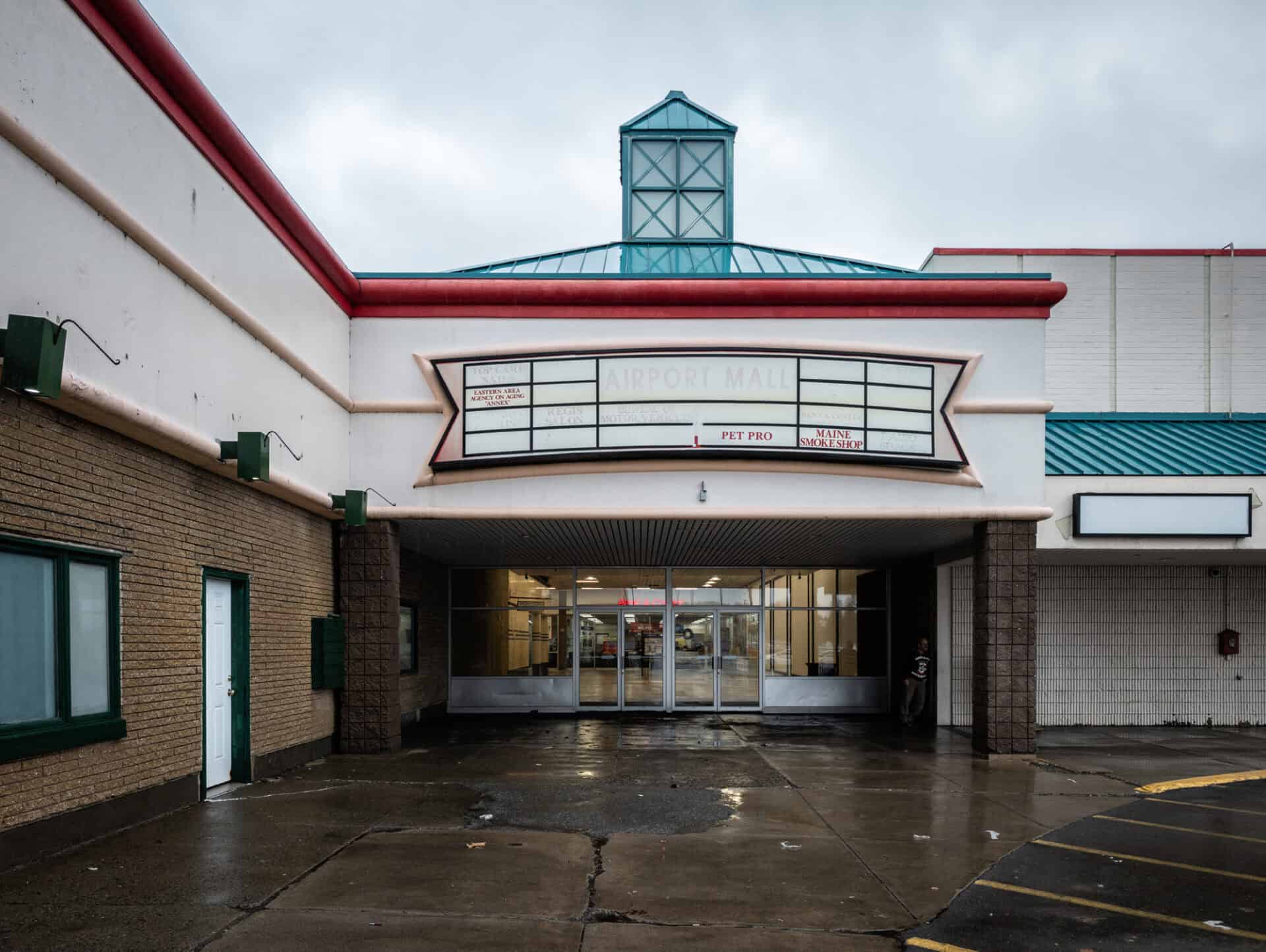 The interior of the Airport Mall, circa 1978