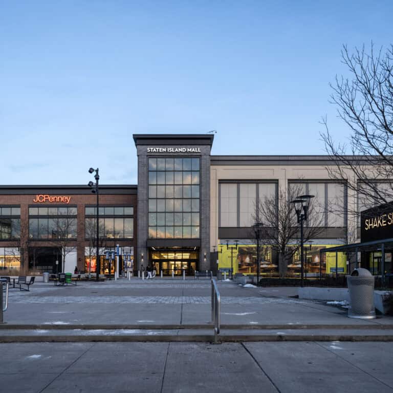 From Airport to Shopping Paradise: The Evolution of Staten Island Mall