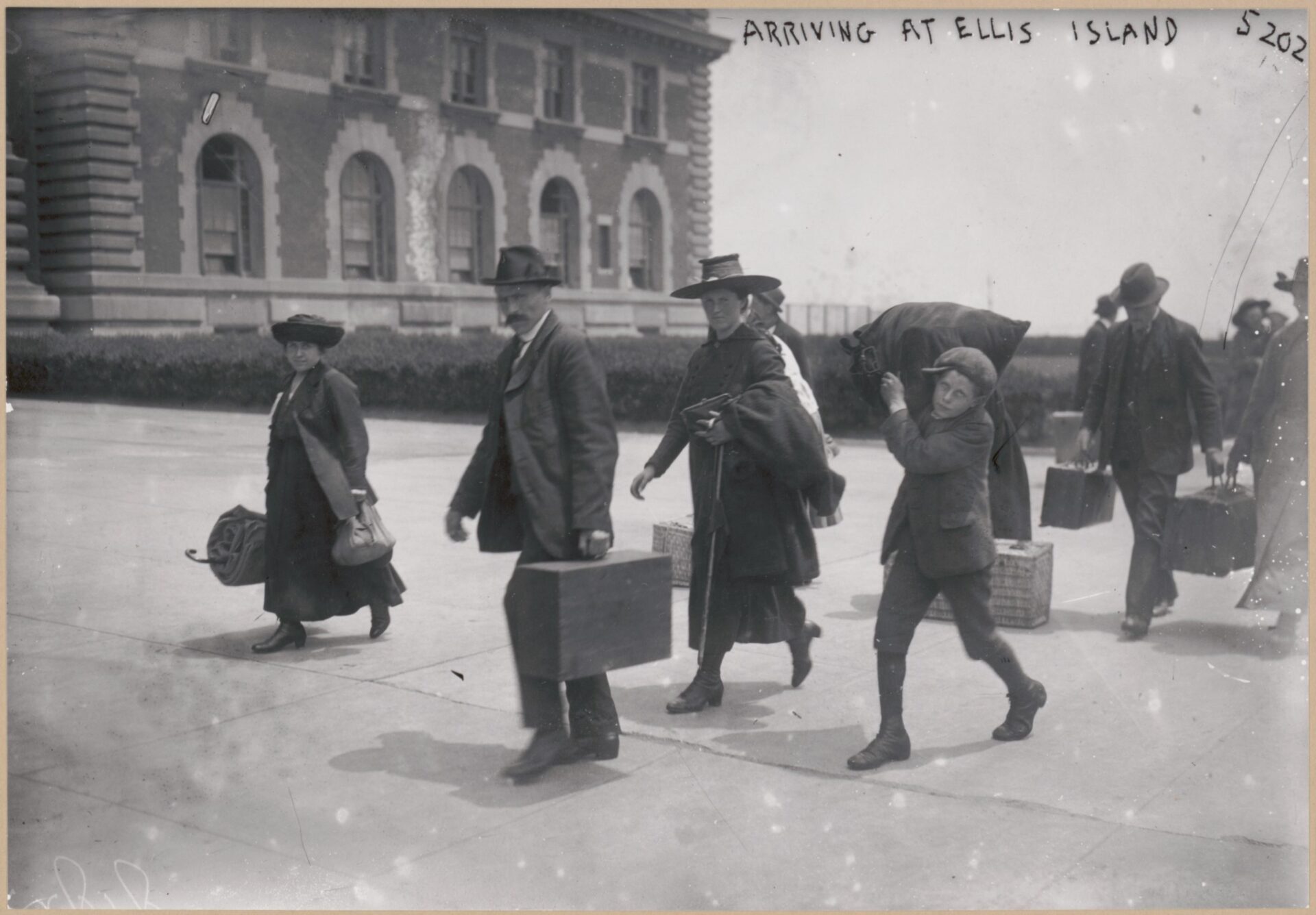 Ellis Island arrivals Courtesy of the US Library of Congress