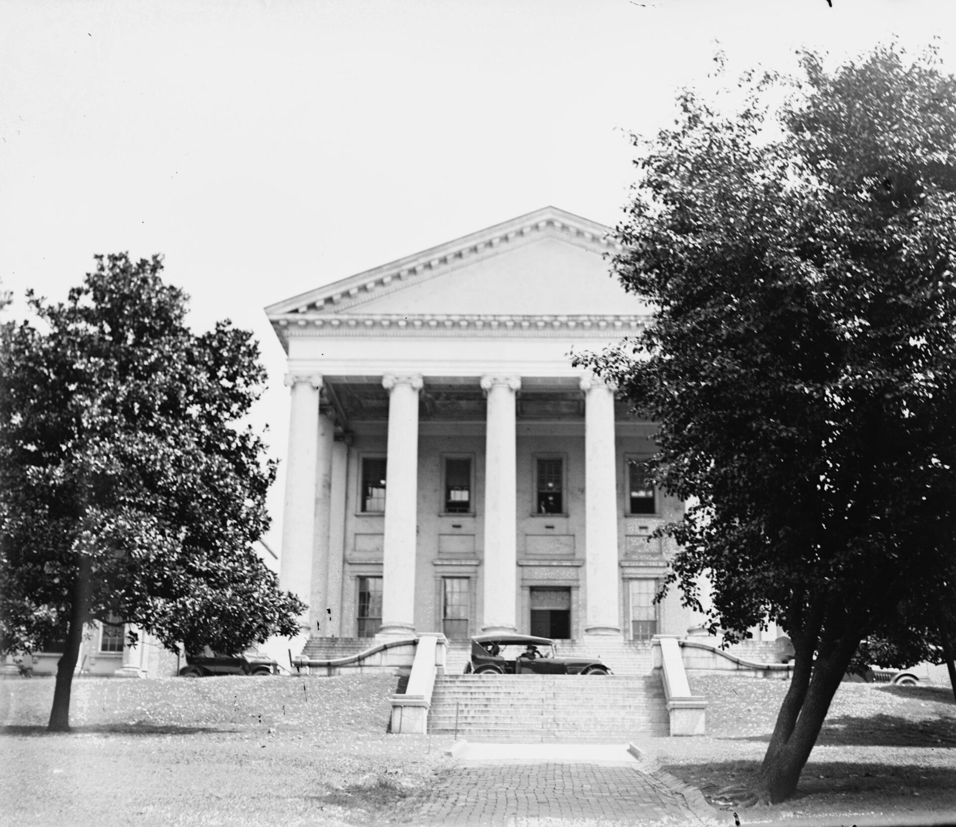 VA Capitol, Courtesy of the US Library of Congress